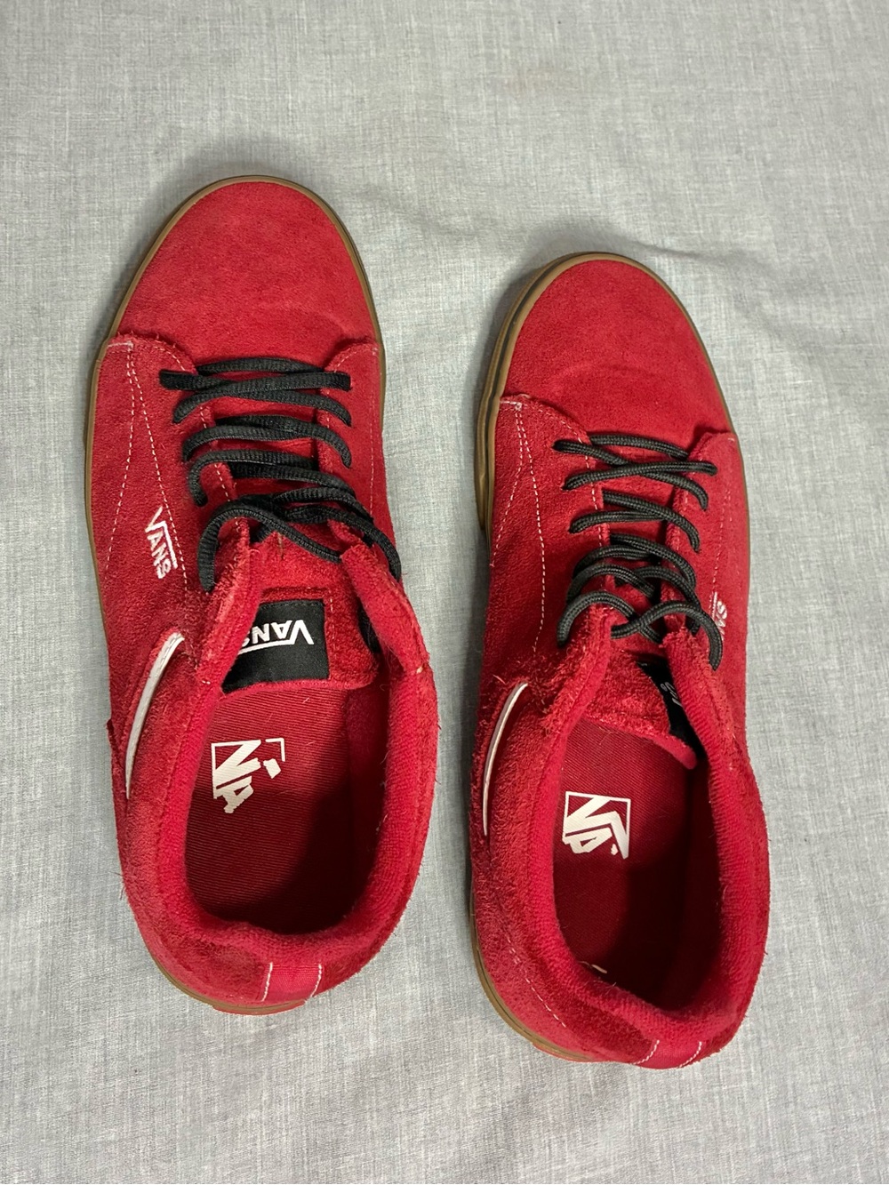 Vans Seldon Red Suede Low-Top Sneakers with Gum Sole Size 11 - Picture 7 of 10
